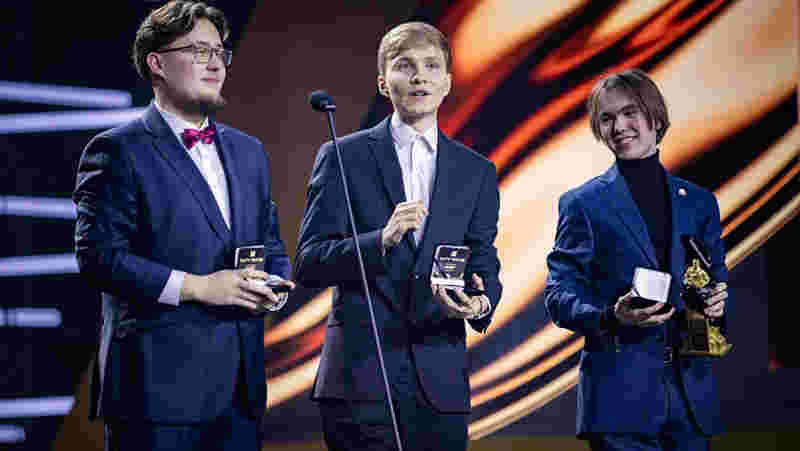 强反馈循环 强反馈循环